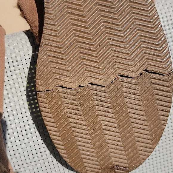 JUICY COUTURE SUEDE BOOTS - Picture 9 of 10